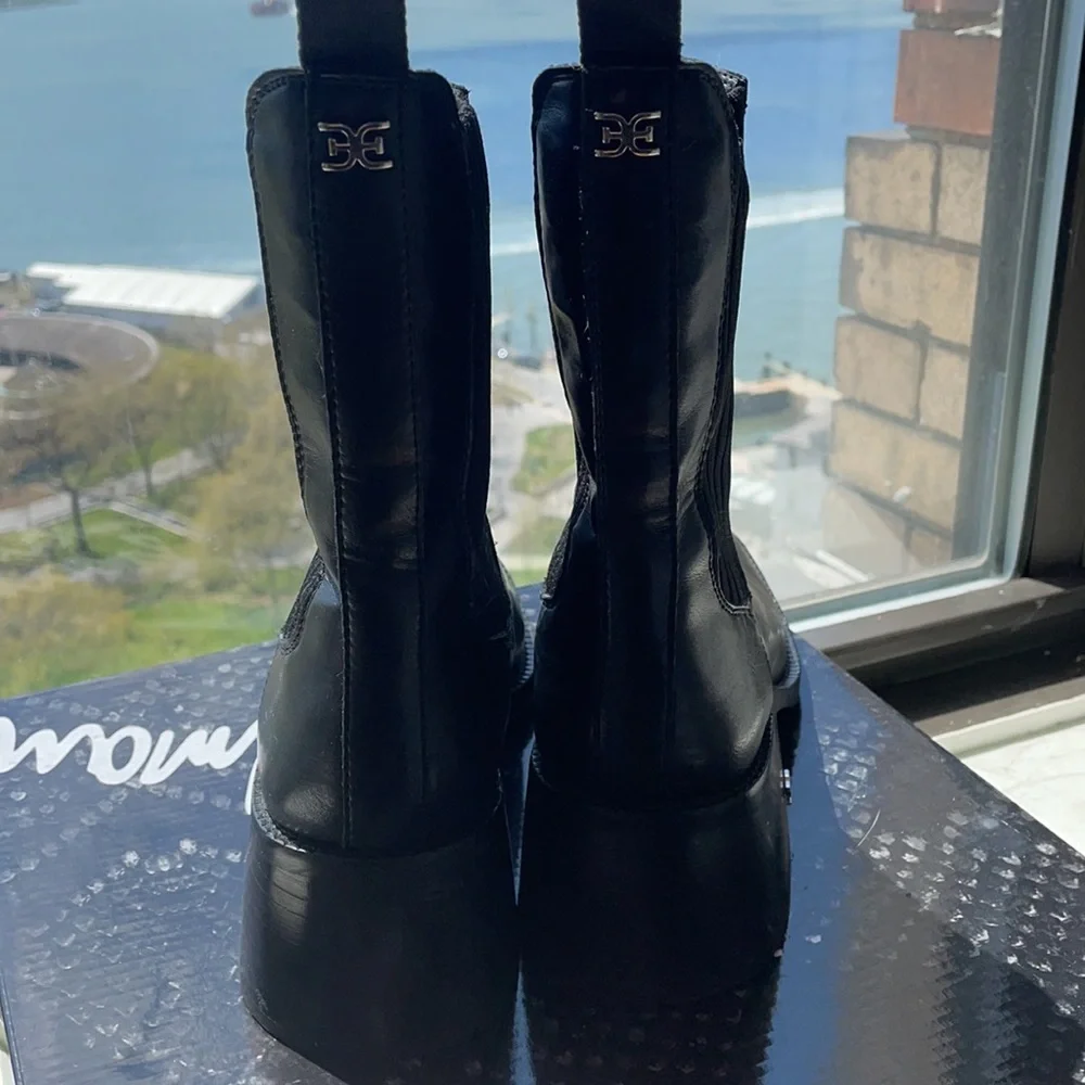 Sam Edelman Dasha Black Leather Chelsea Boot 7 - Picture 8 of 11